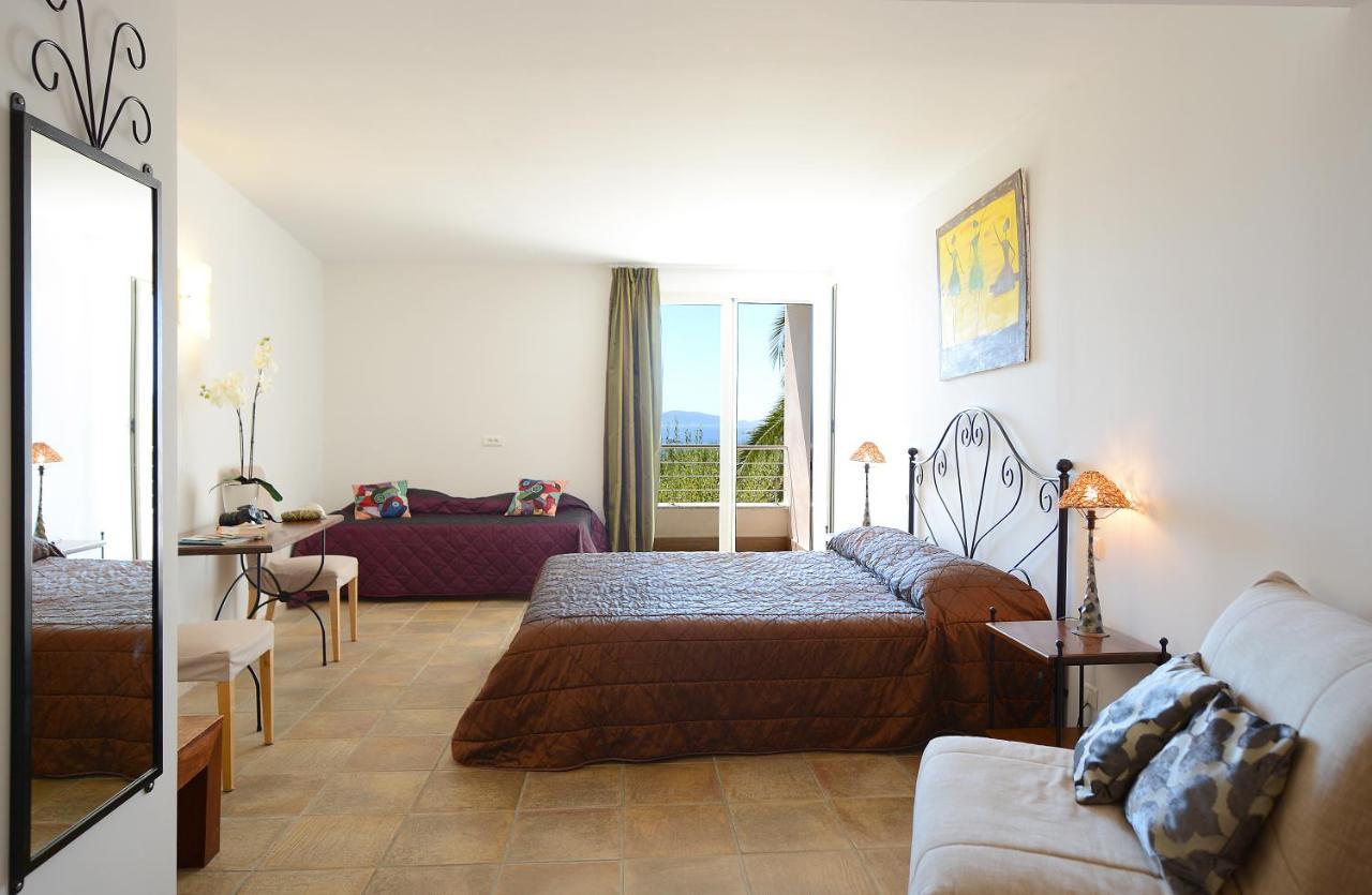 Hotel Les Eucalyptus Porto Pollo Exterior photo